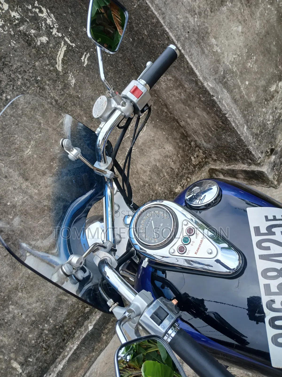 Kawasaki 2000 Black