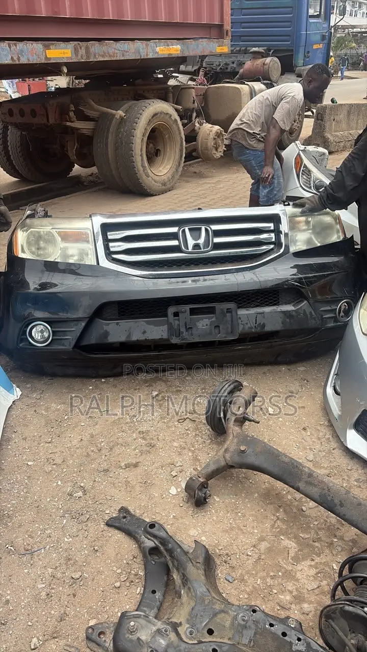 Honda Pilot 2010-2015 Front Cut Available