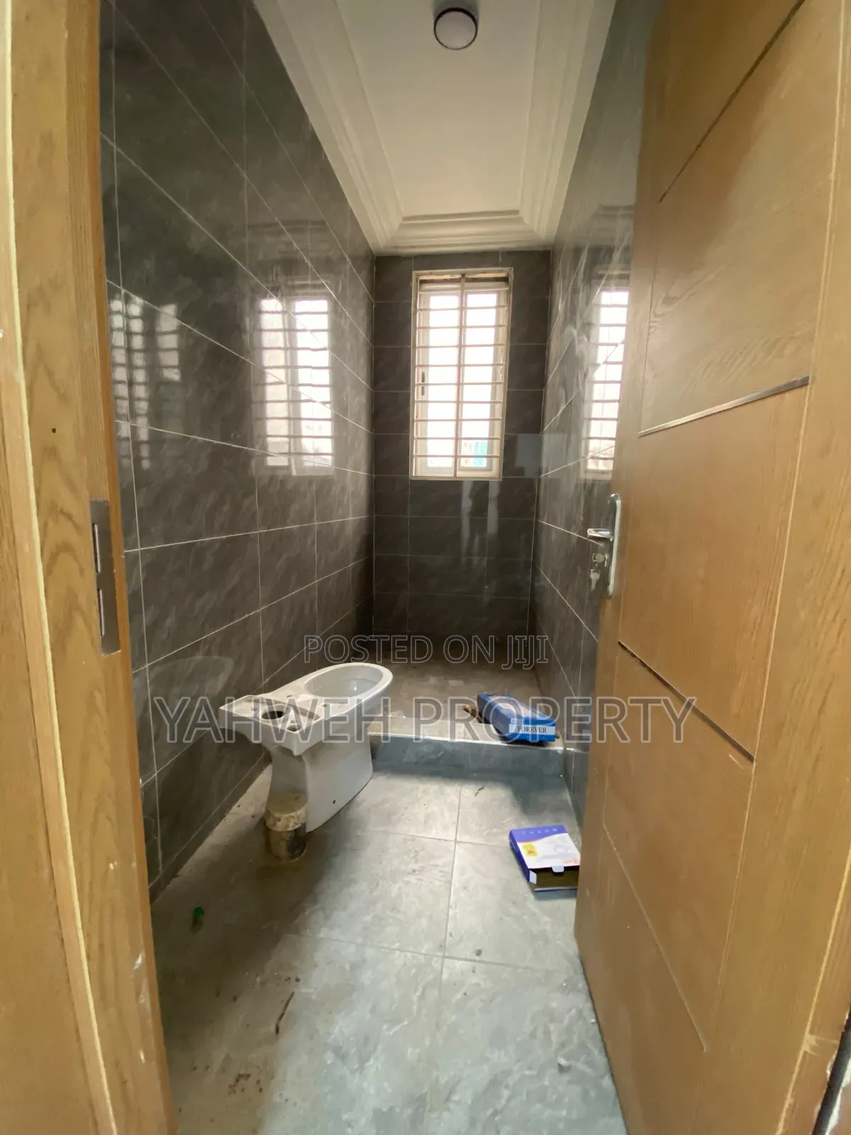 2bdrm Apartment in Batsonaa, Baatsona Total for rent