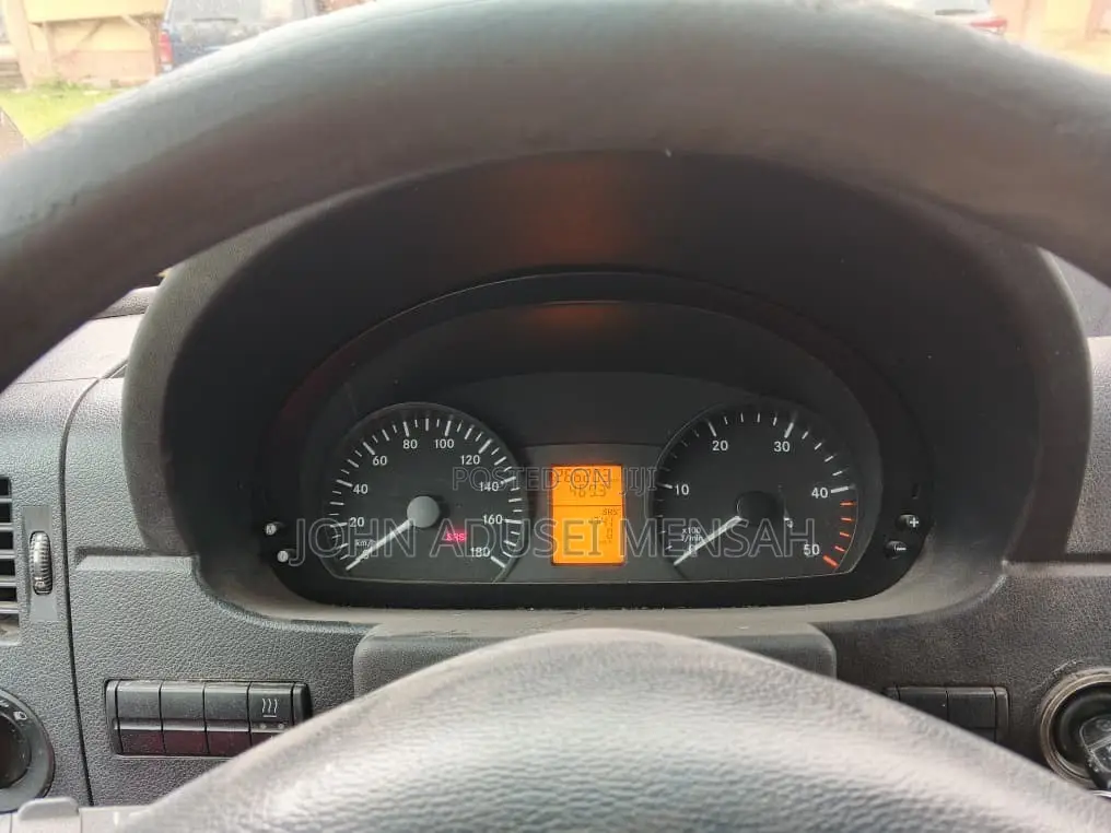 Mercedes-Benz Sprinter 2011 White