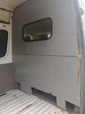 Mercedes-Benz Sprinter 2011 White