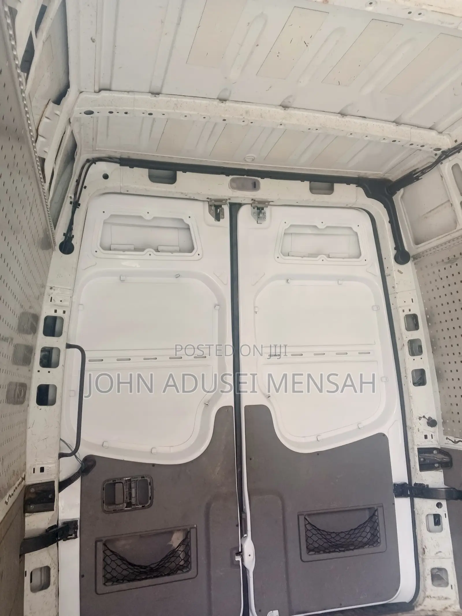 Mercedes-Benz Sprinter 2011 White