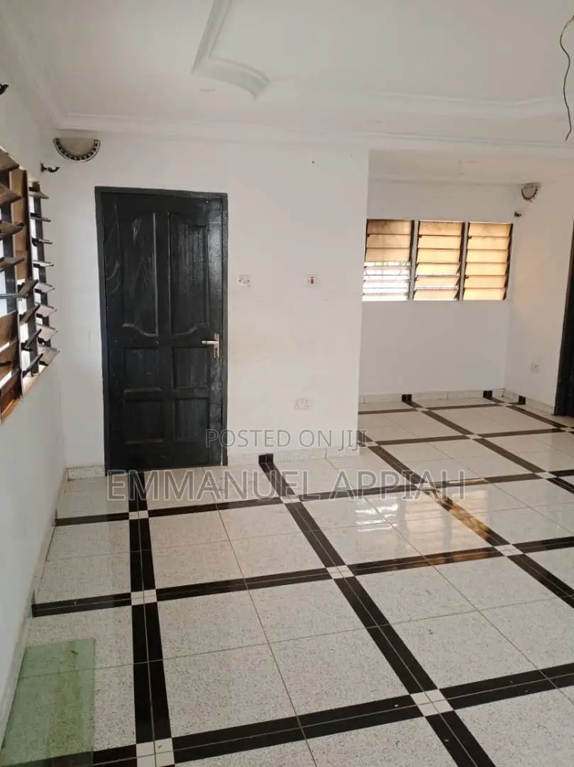 1bdrm Room & Parlour in 100, Ablekuma for rent