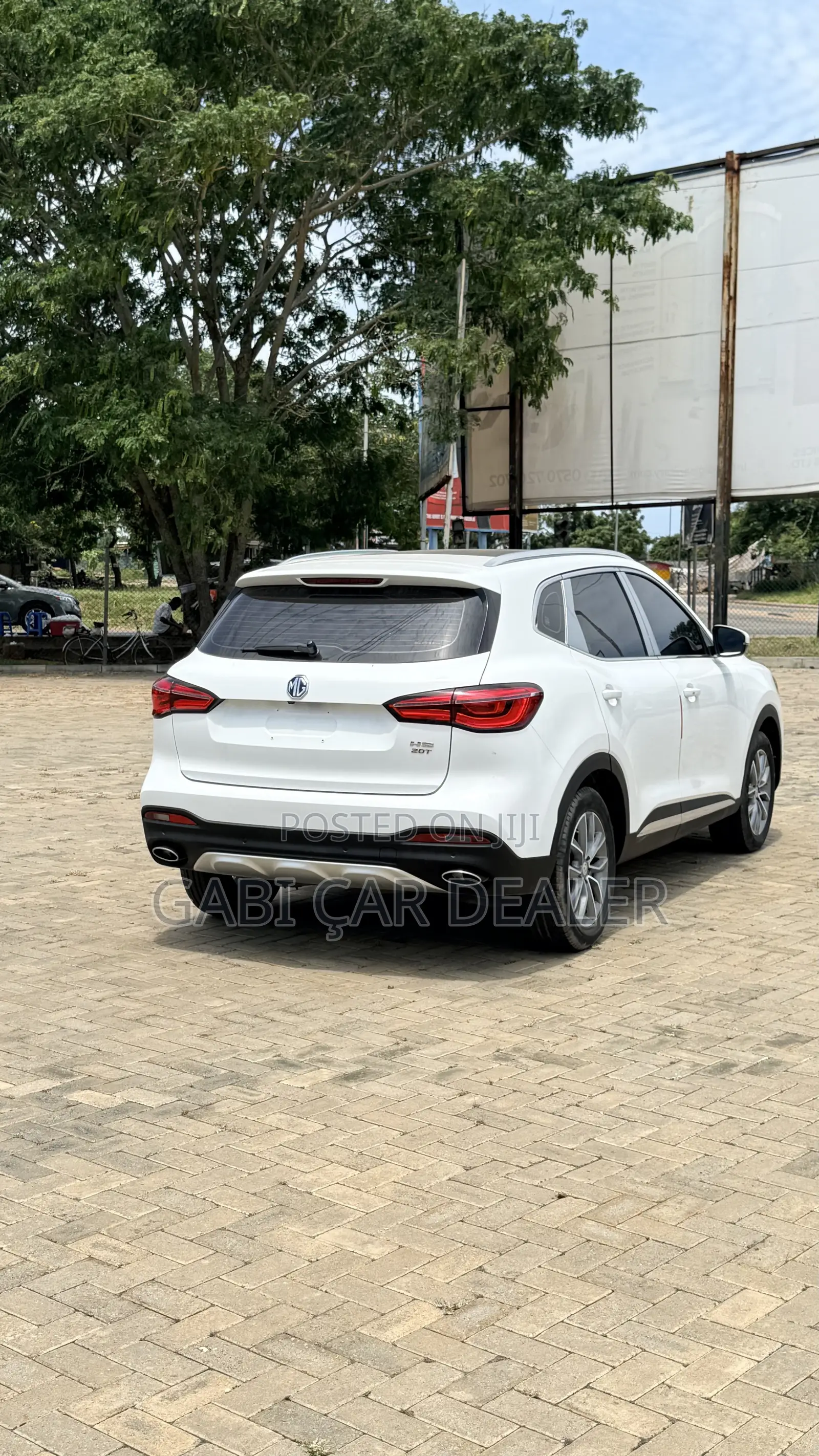 MG HS 20T DCT Deluxe 2019 White