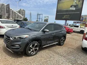 Hyundai Tucson Limited AWD 2018 Gray