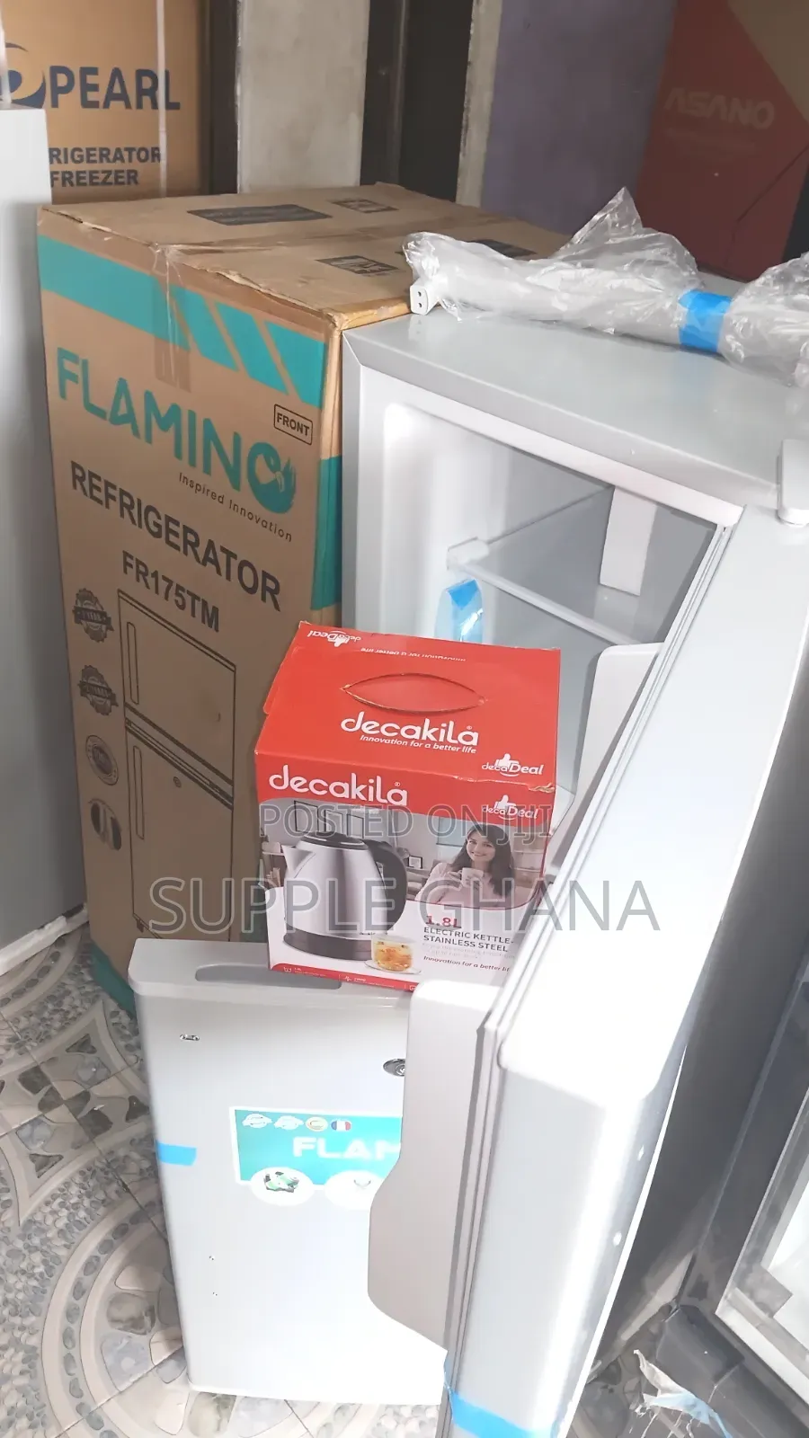 Nature Fresh Refrigerator 175TM Plus Free Kettle
