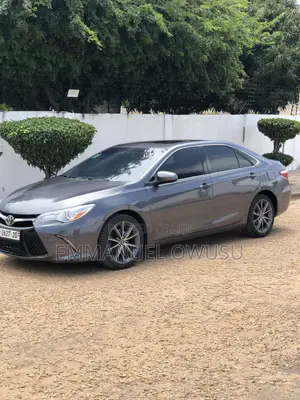 Toyota Camry 2016 Gray