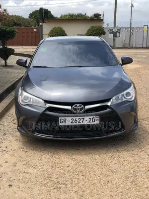 Toyota Camry 2016 Gray