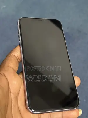 Apple iPhone 11 64 GB Purple