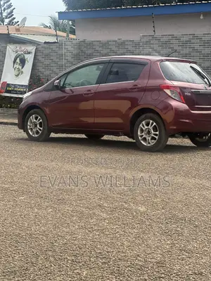 Toyota Vitz 1.3 FWD 3dr 2011
