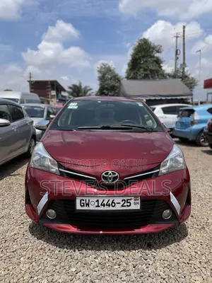 Toyota Vitz 1.3 FWD 5dr 2015 Burgundy