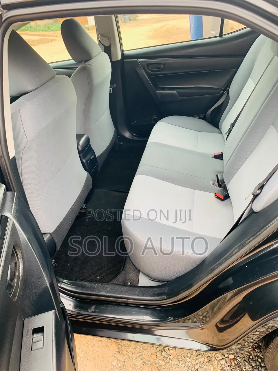 Toyota Corolla LE 4dr Sedan (1.8L 4cyl CVT) 2017 Black