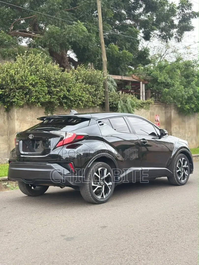 Toyota C-HR LE FWD 2019 Black
