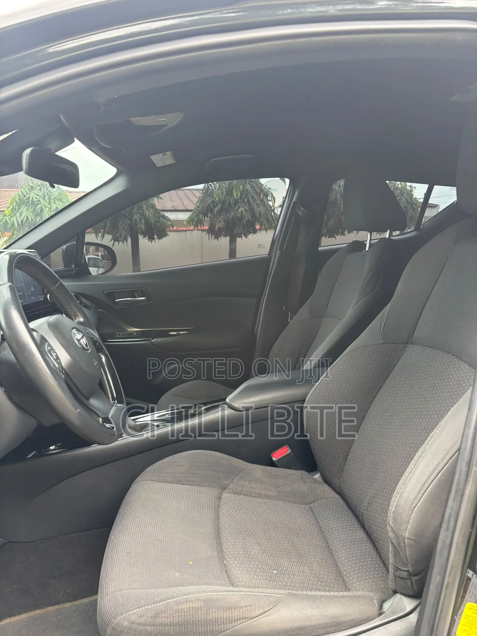 Toyota C-HR LE FWD 2019 Black
