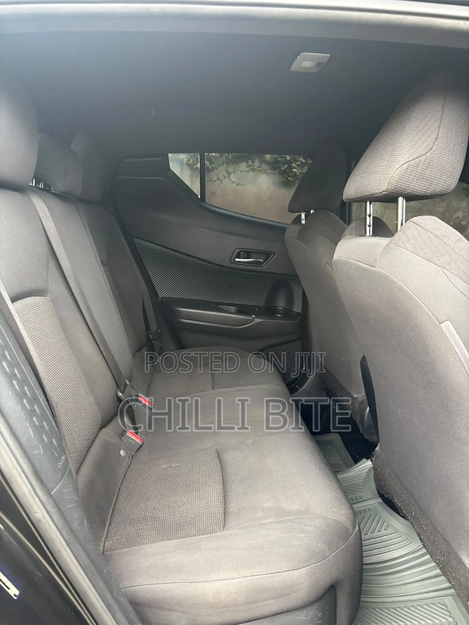 Toyota C-HR LE FWD 2019 Black