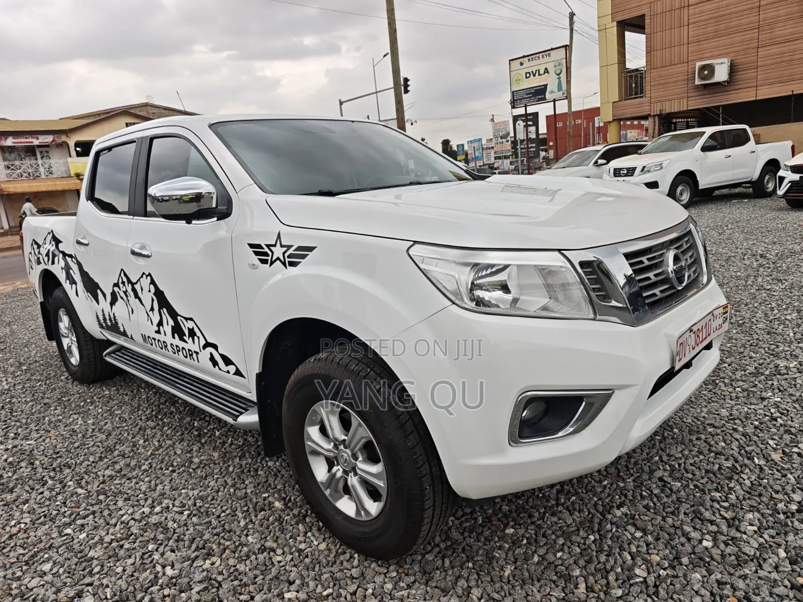 Nissan Navara 2019 White