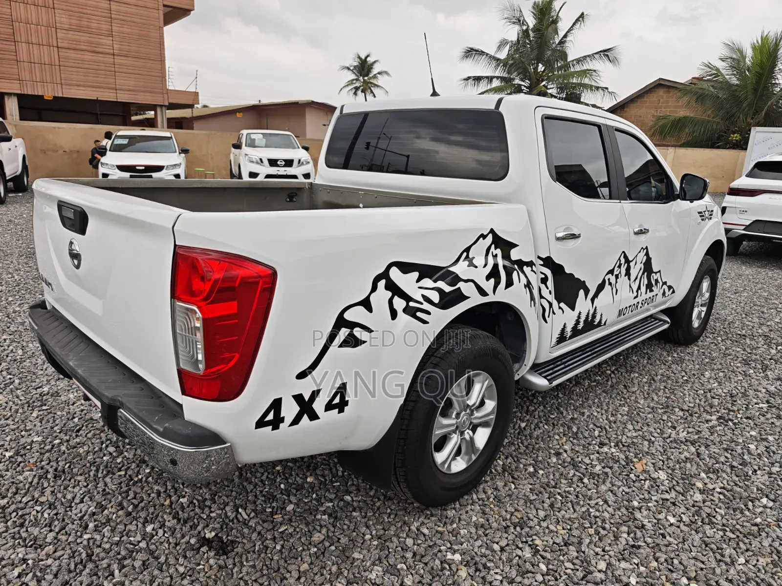 Nissan Navara 2019 White