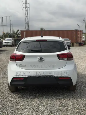 Kia Rio S Hatchback 2019 White