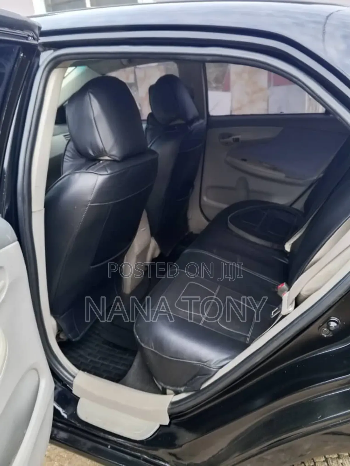 Toyota Corolla LE 4dr Sedan (1.8L 4cyl 4A) 2010 Black