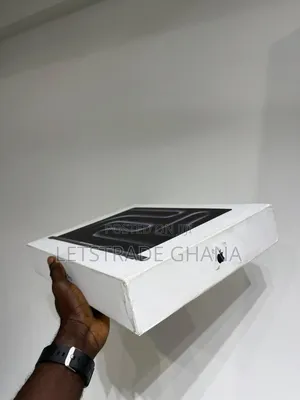 New Laptop Apple MacBook Pro 2025 M5 16GB Apple M5 Pro SSD 1T