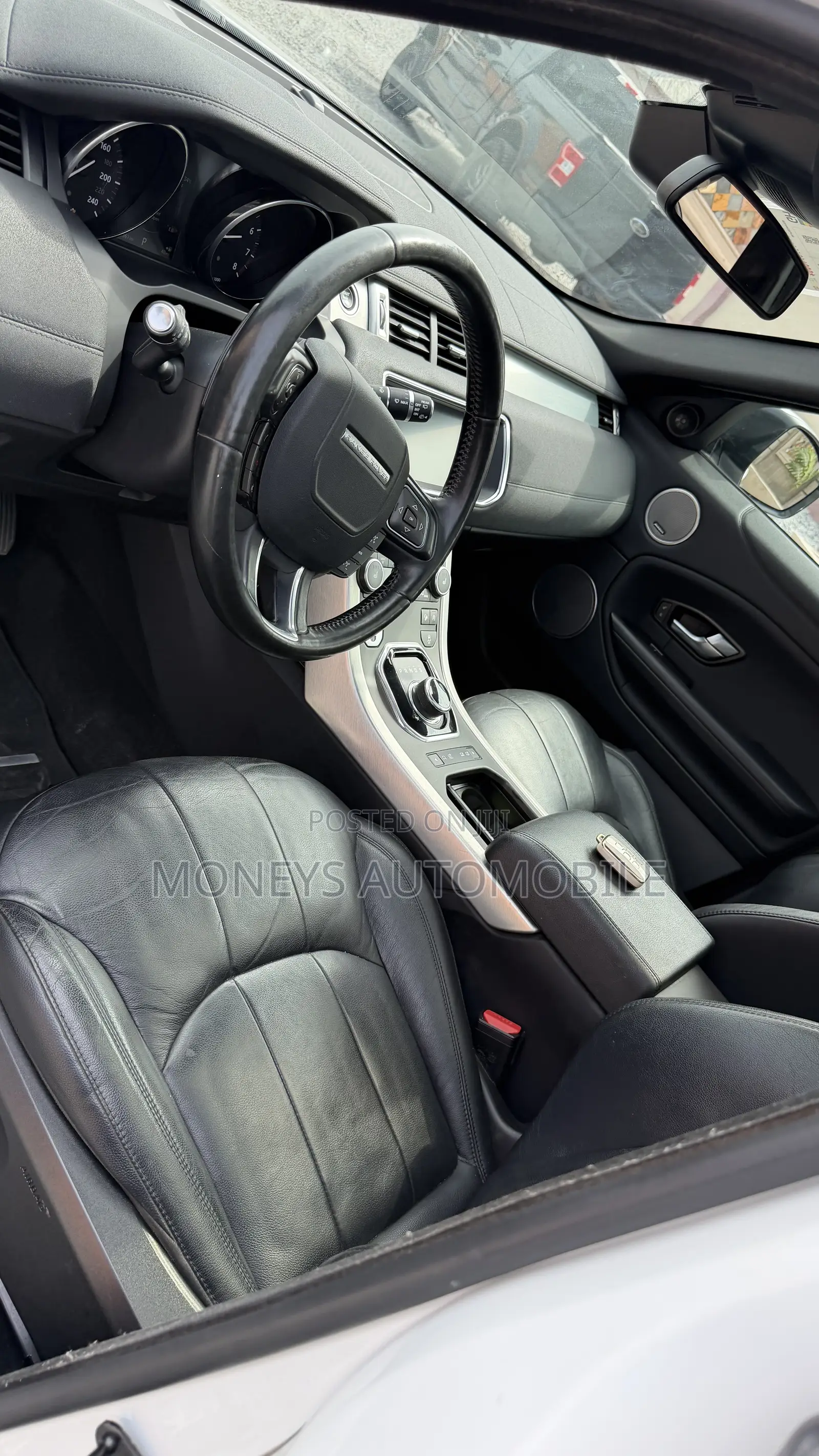 Land Rover Range Rover Vogue 2019 White