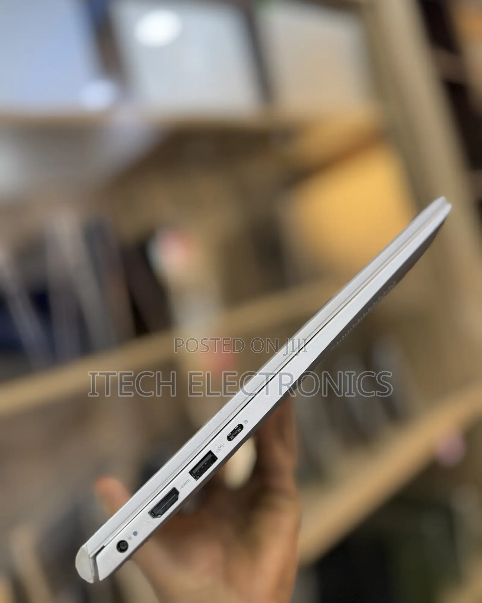 Laptop Dell Inspiron 15 5502 16GB Intel Core i5 SSD 512GB