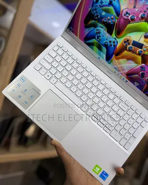 Laptop Dell Inspiron 15 5502 16GB Intel Core i5 SSD 512GB