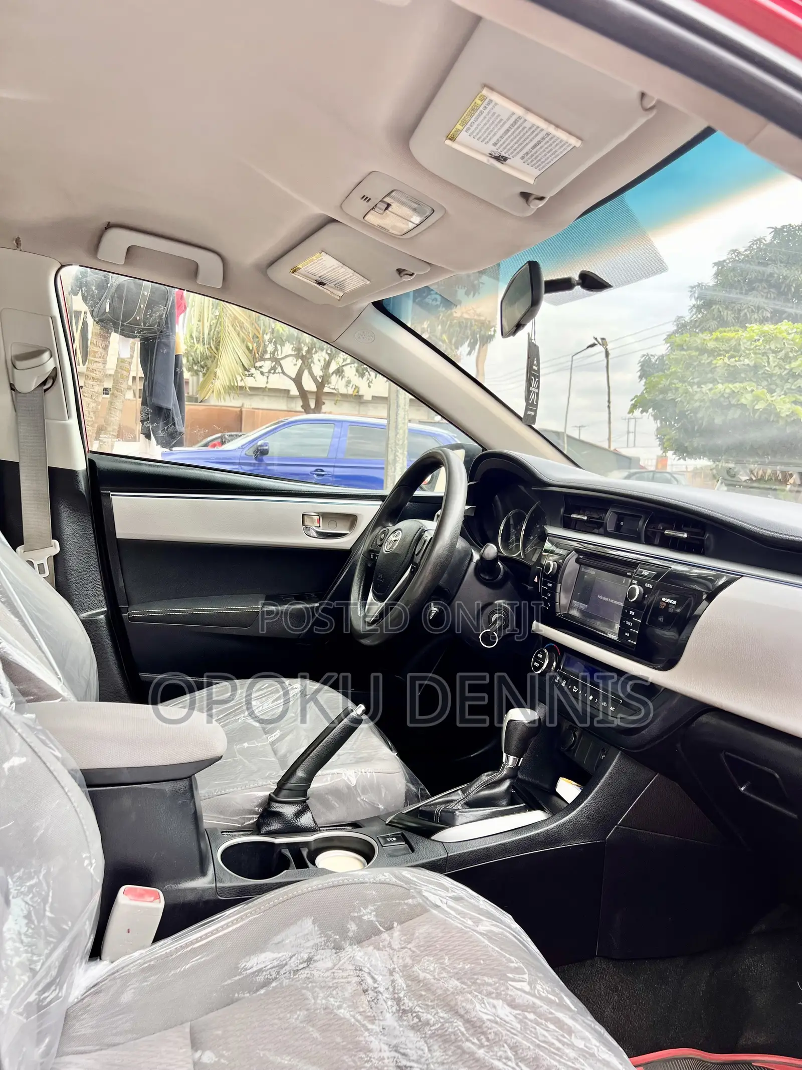 Toyota Corolla L 4dr Sedan (1.8L 4cyl 6M) 2015 Red