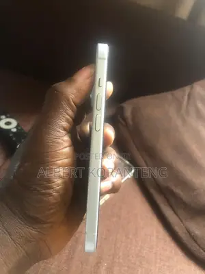 Apple iPhone 15 128 GB White