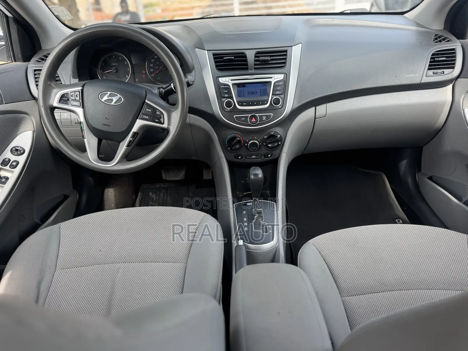 Hyundai Accent SE Sedan 2016 White