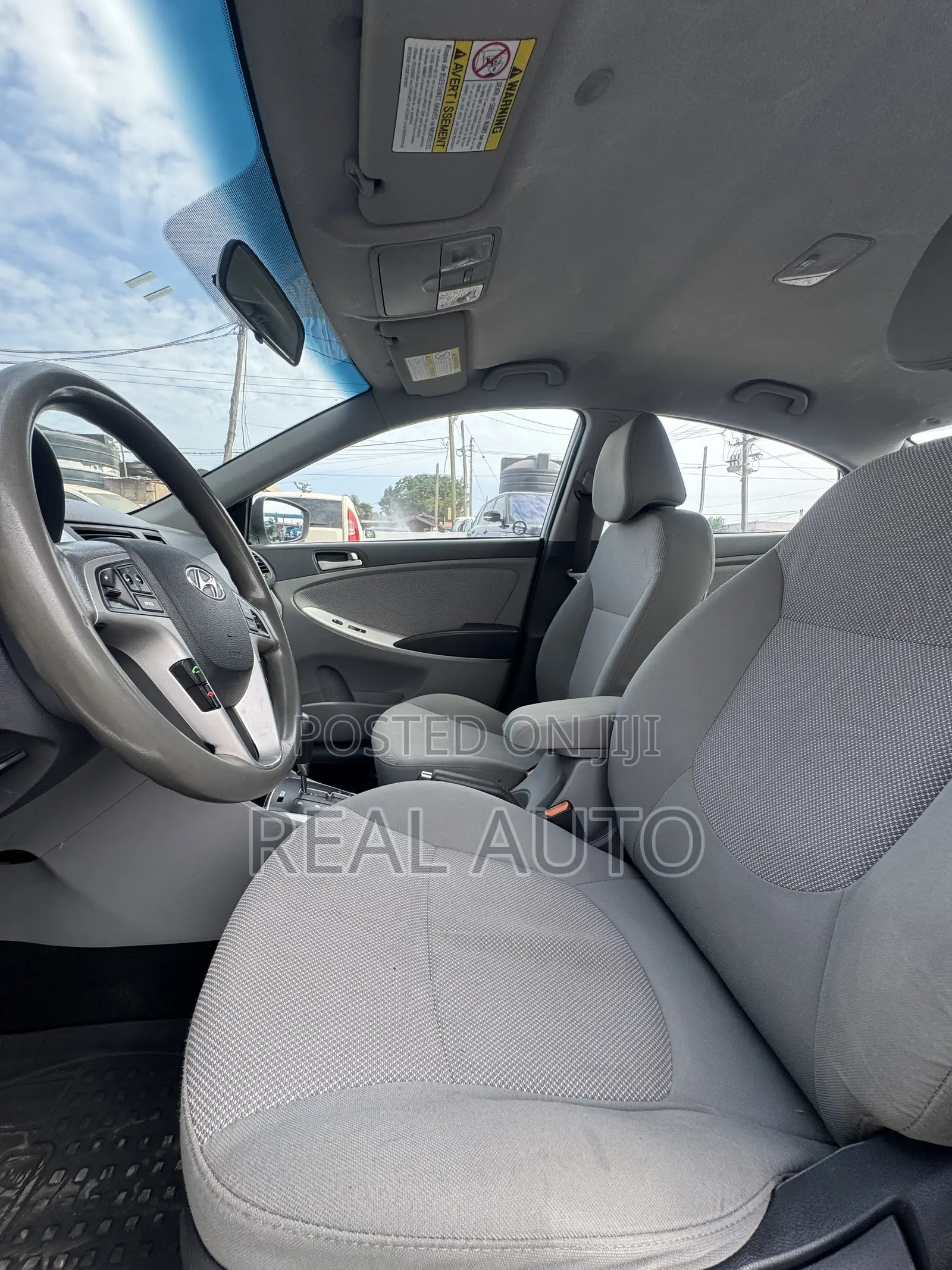 Hyundai Accent SE Sedan 2016 White