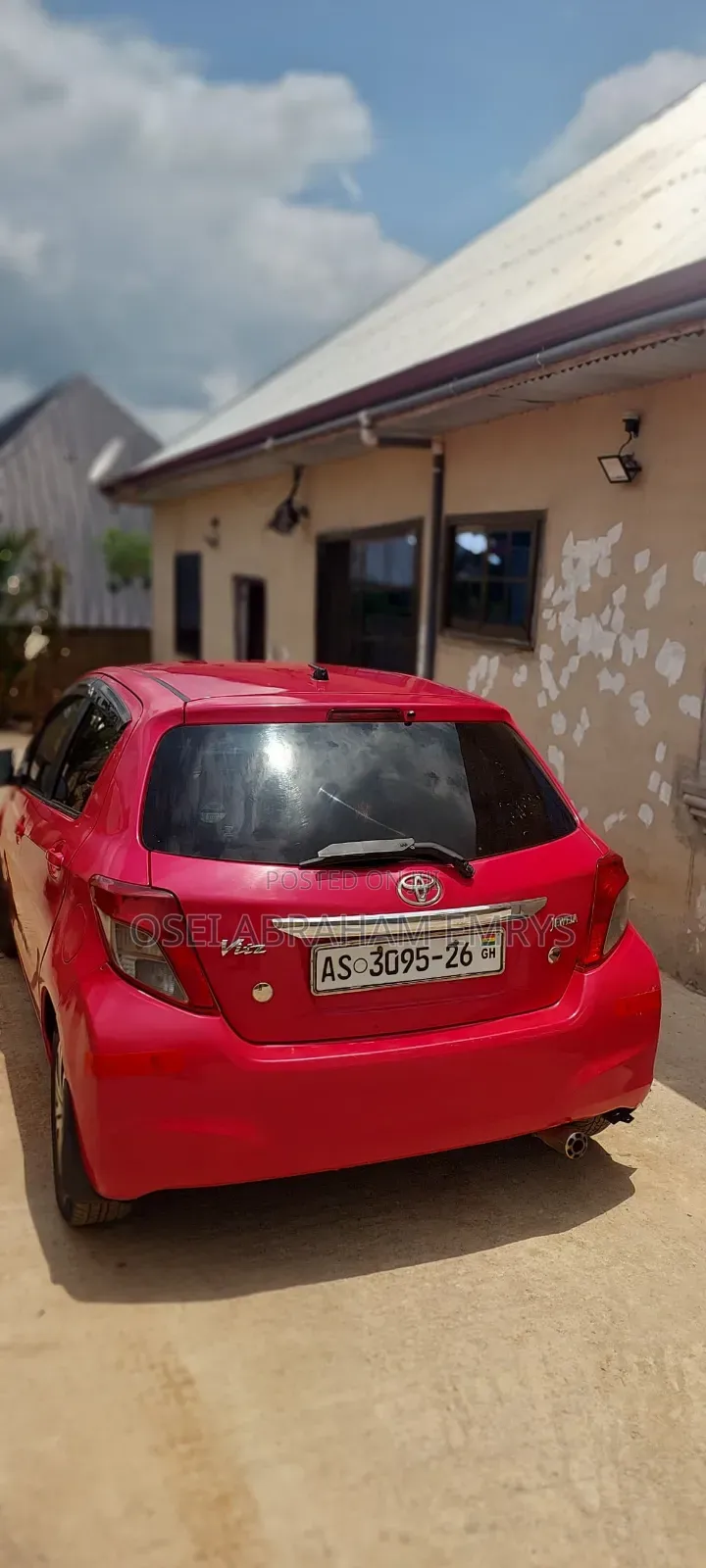 Toyota Vitz 2012 Pink