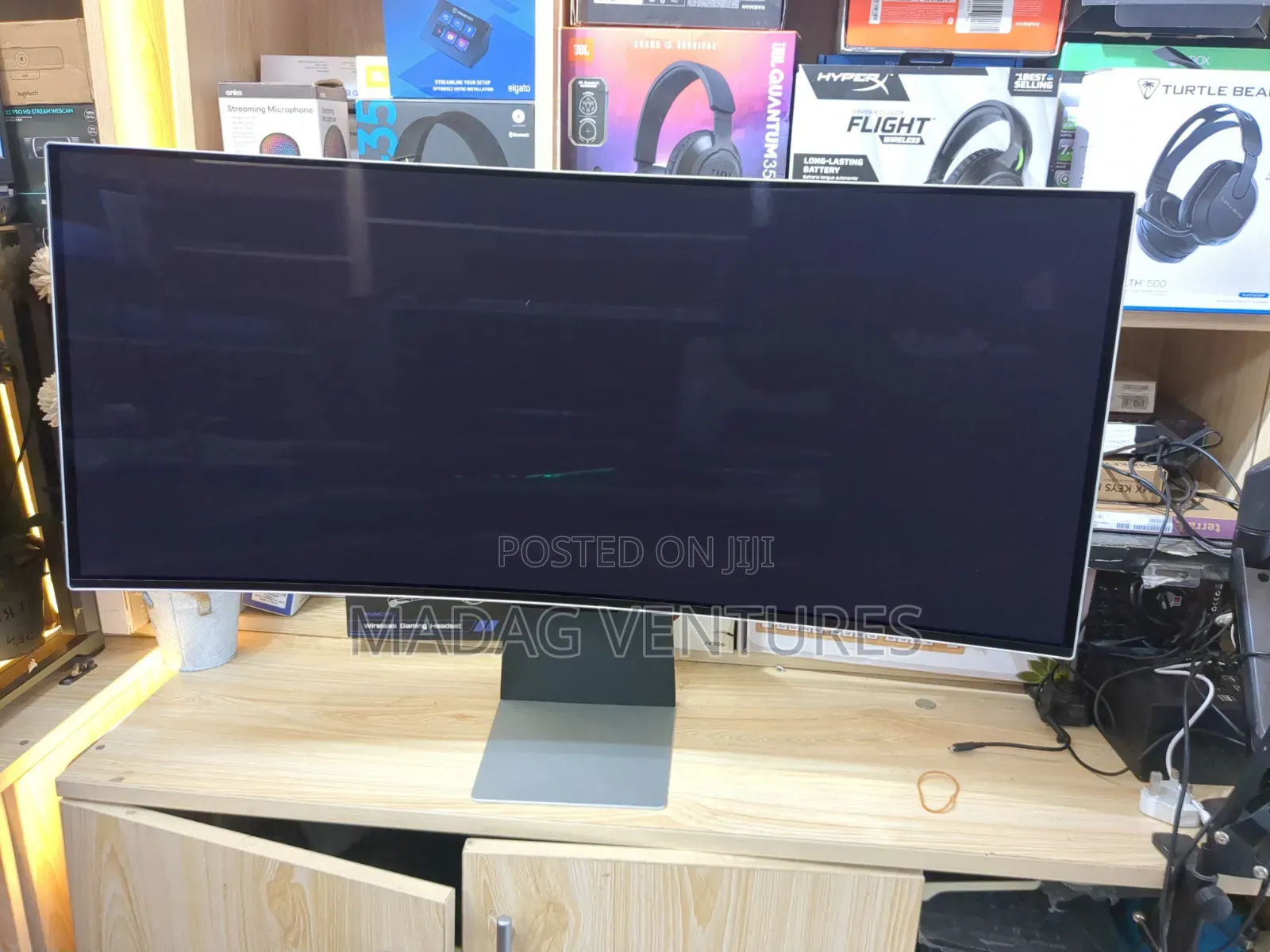 Samsung 34-Inch Curved
