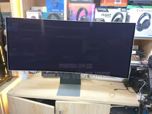 Samsung 34-Inch Curved