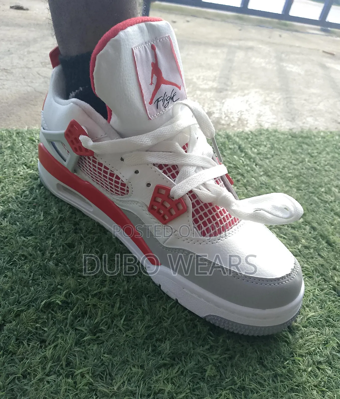 Air Jordan 4
