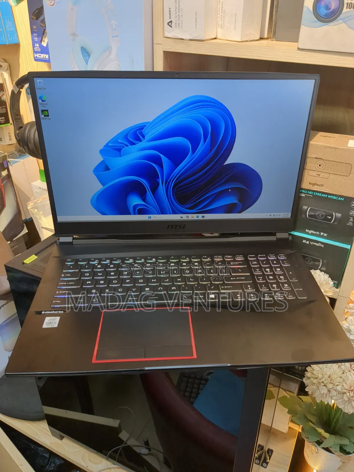 Laptop MSI GE75 Raider 11UH 16GB Intel Core i7 SSD 512GB