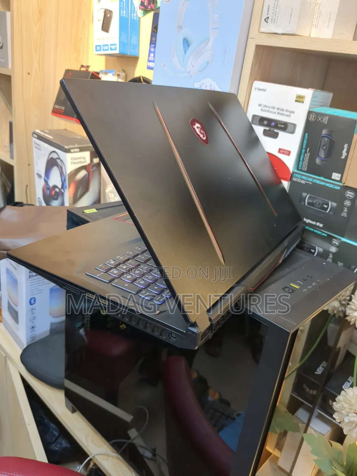 Laptop MSI GE75 Raider 11UH 16GB Intel Core i7 SSD 512GB