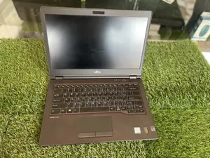Laptop Fujitsu Lifebook U748 8GB Intel Core i7 SSD 256GB