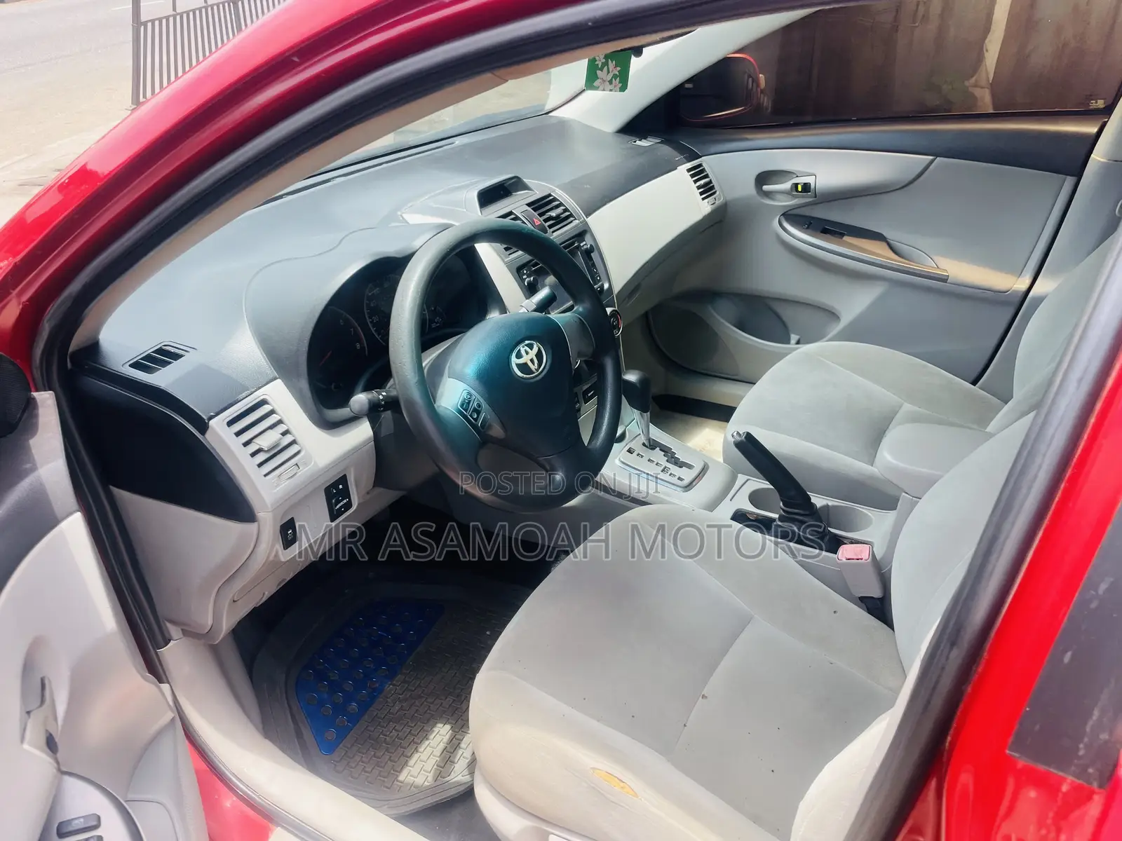Toyota Corolla LE 4dr Sedan (1.8L 4cyl 4A) 2012 Red