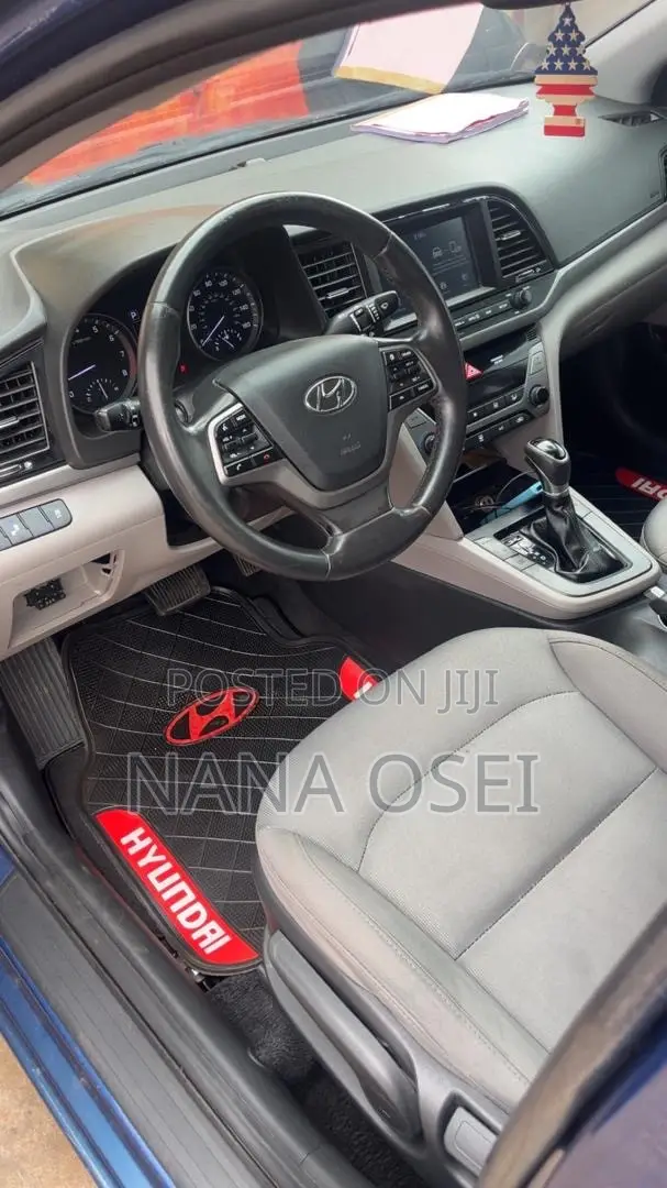 Hyundai Elantra SE Sedan FWD (2.0L 4cyl 6M) 2017 Blue