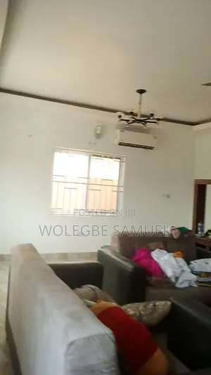 3bdrm House in Lashibi, Sakumono for rent