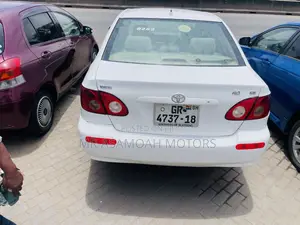 Toyota Corolla LE 2007 White