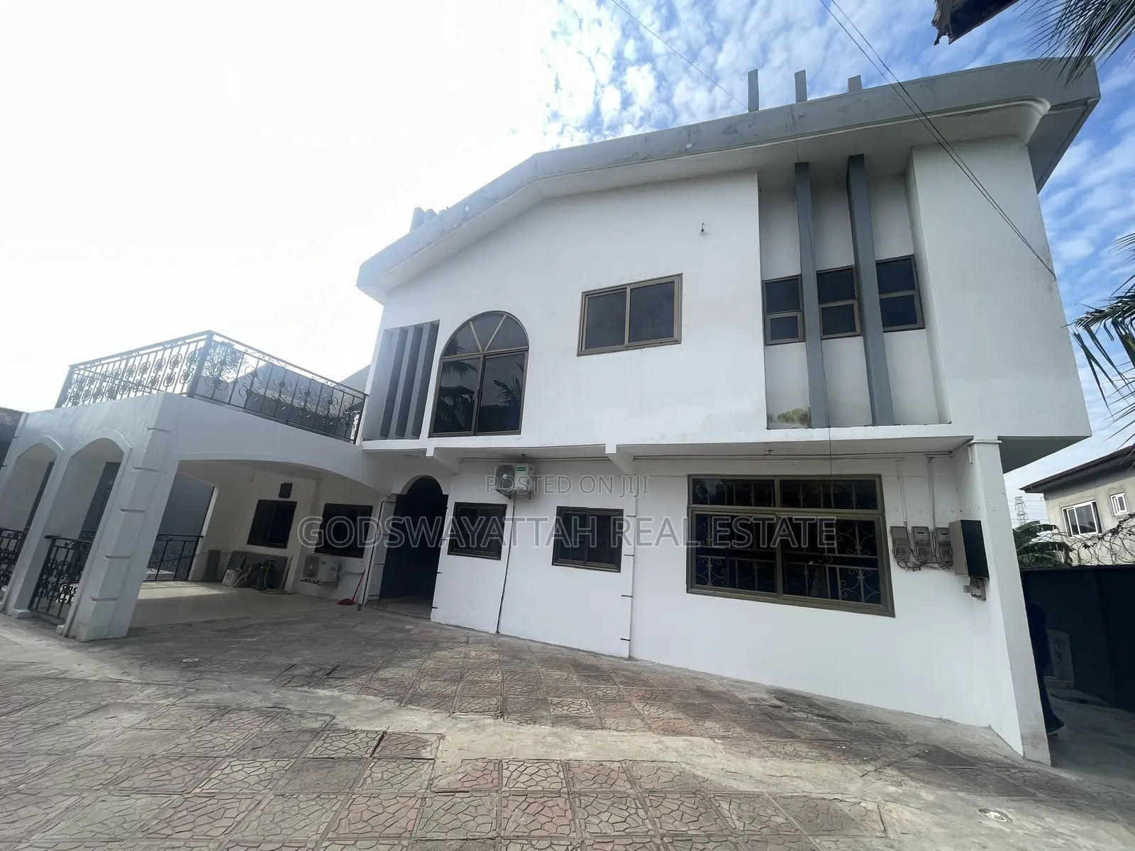 1bdrm Apartment in East Legon, Adjiriganor for rent