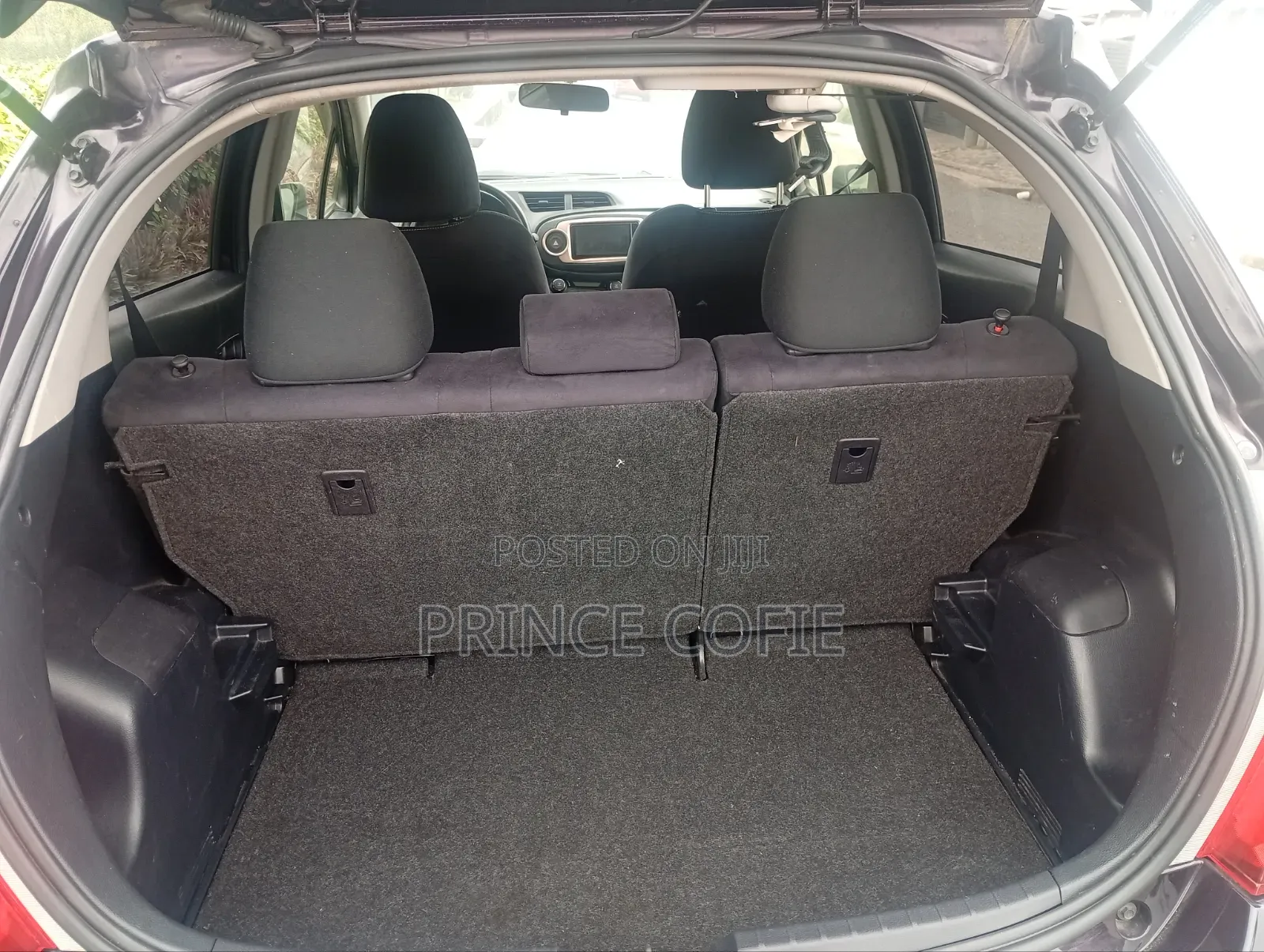 Toyota Vitz 1.3 FWD 3dr 2013