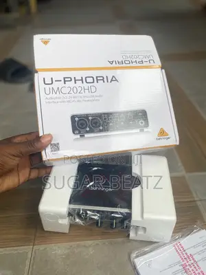 Behringer UMC 202HD Audio Interface.Sound Card