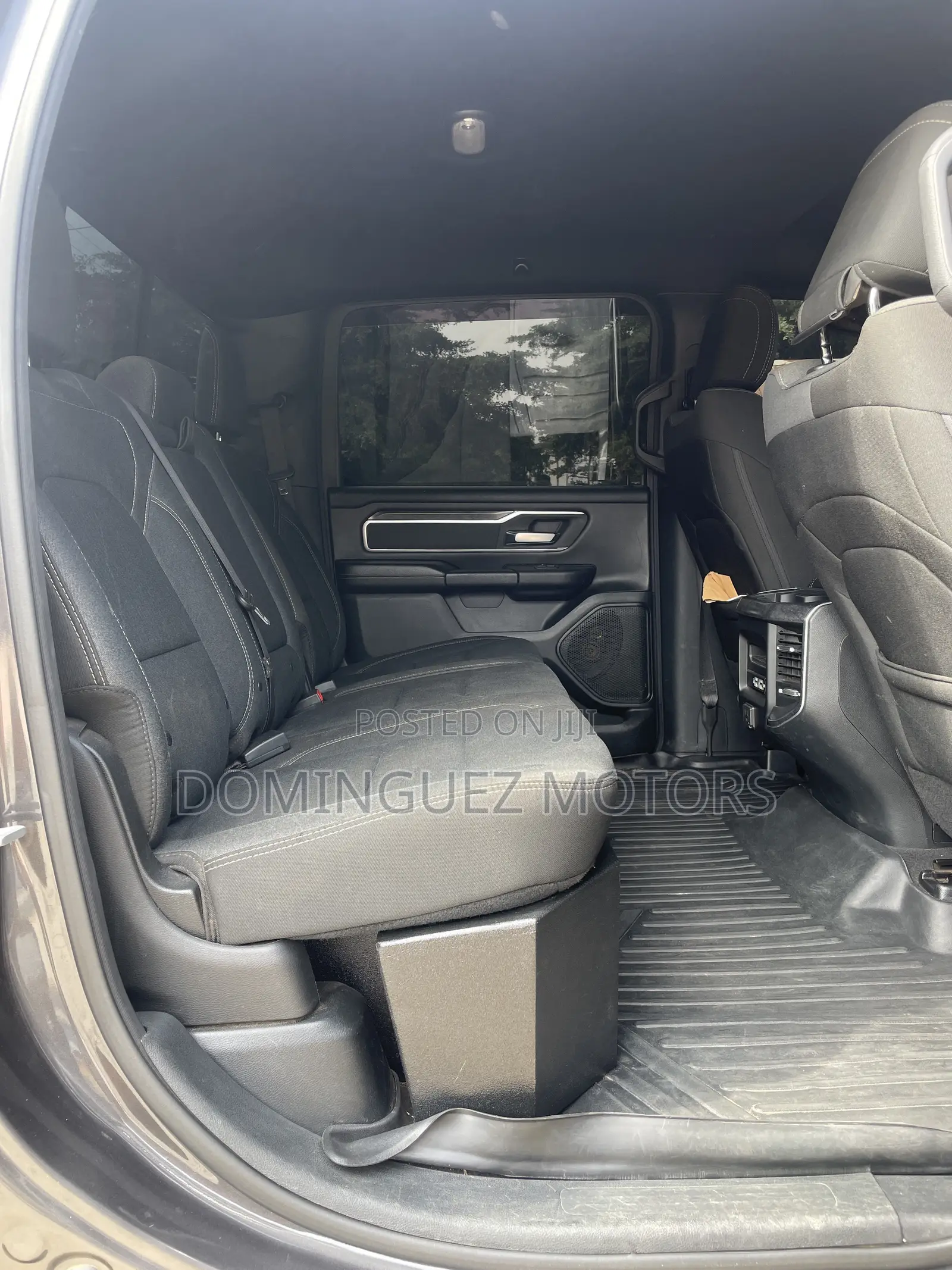 RAM 1500 2019 Black