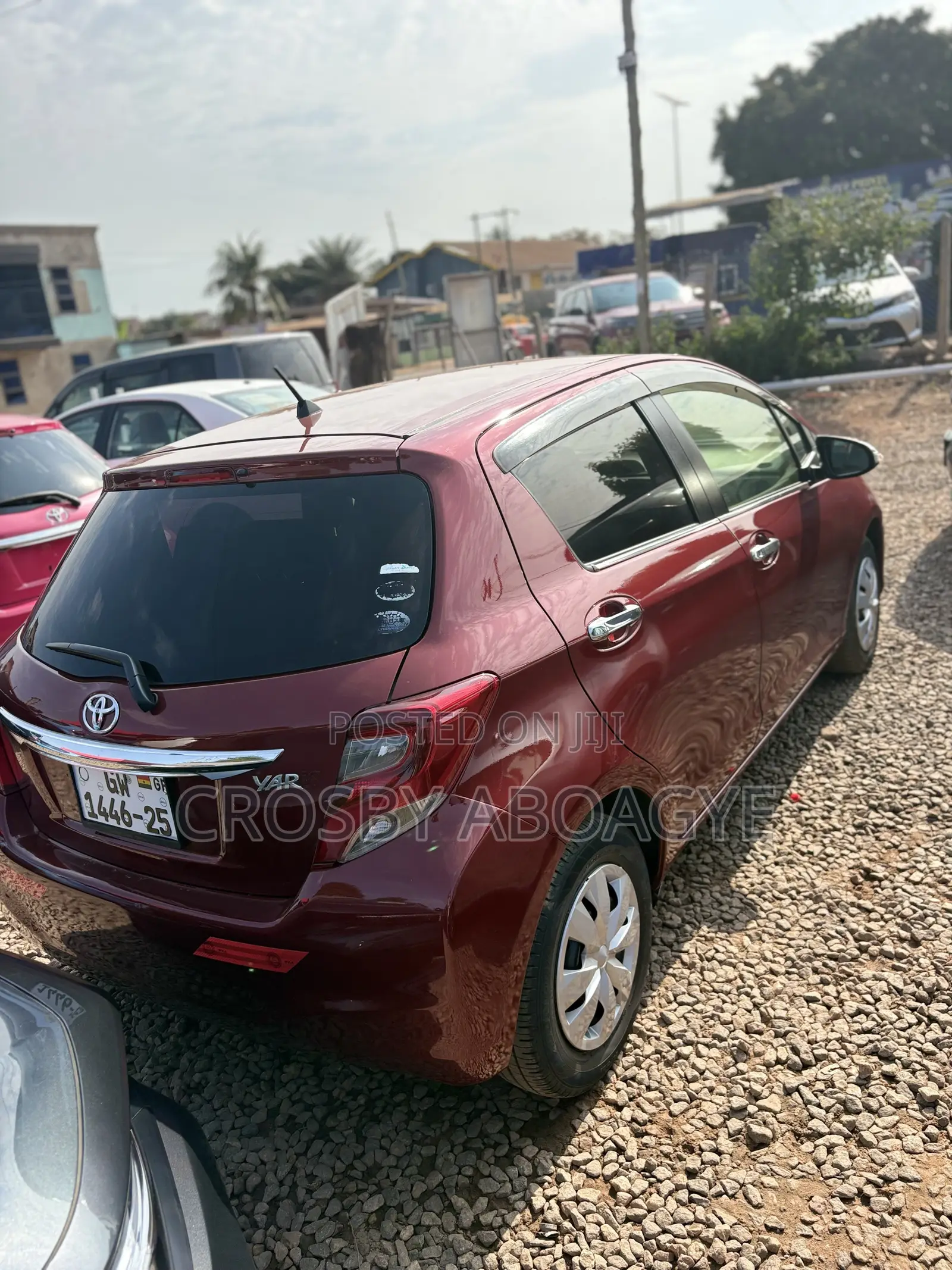 Toyota Vitz 1.3 FWD 5dr 2015 Brown