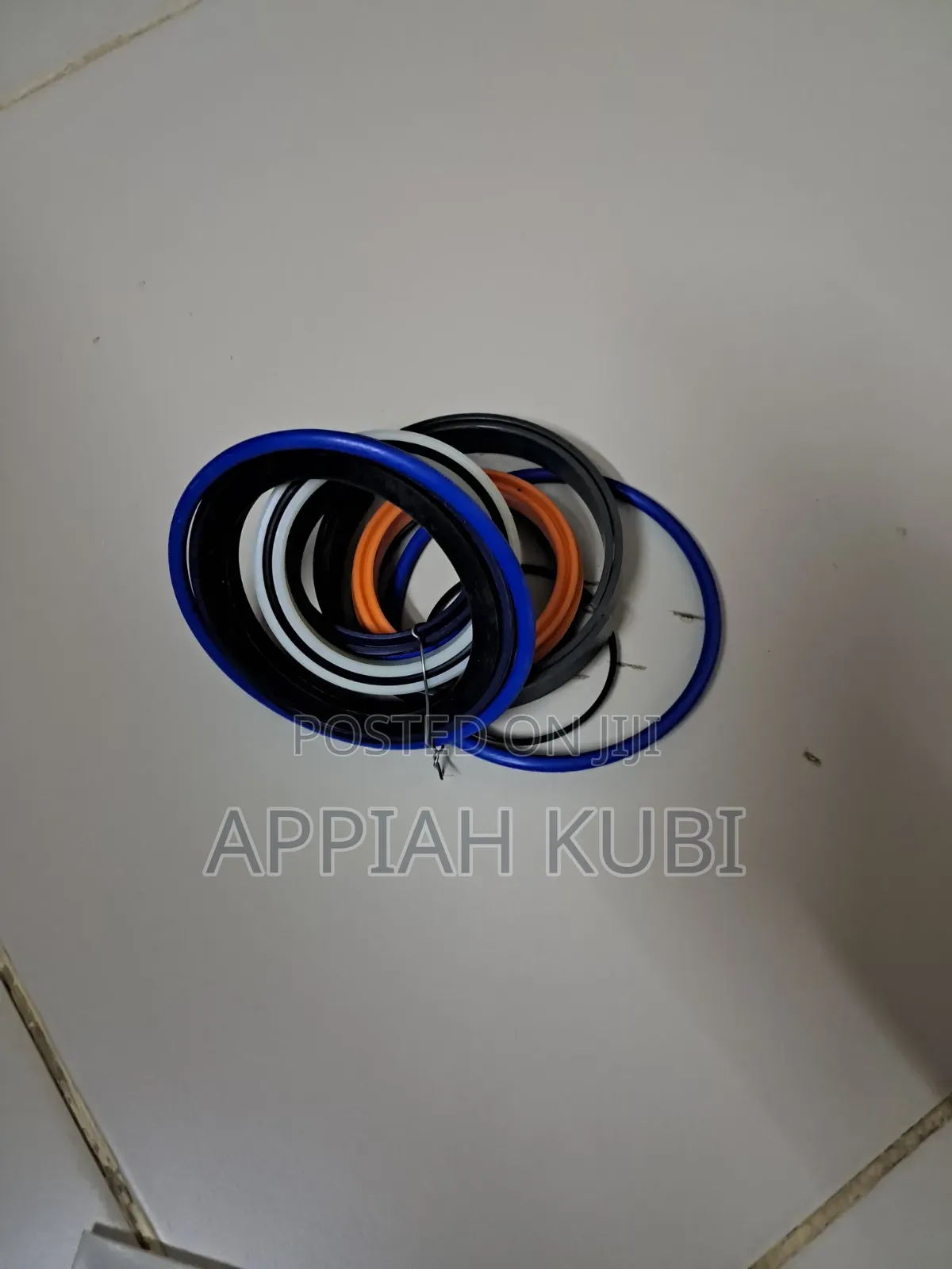 All Kinds of JCB Jacks Seals and Parts Available