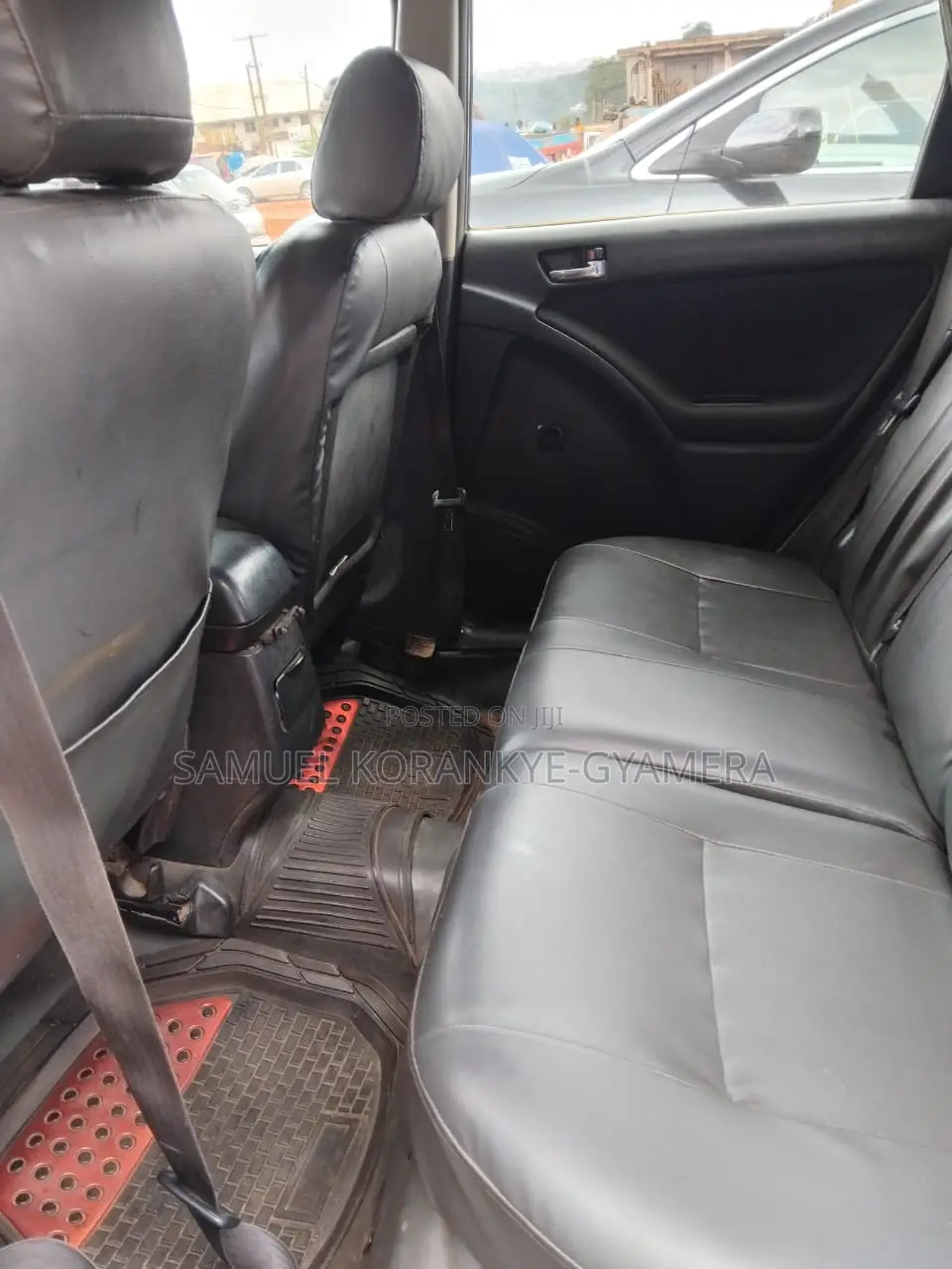 Toyota Matrix 2010 Gray