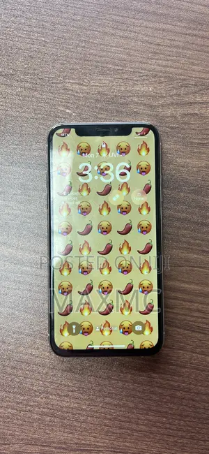 Apple iPhone X 256 GB White